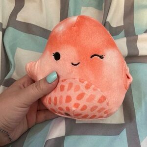 Squishmallow 5” Livvy the Starfish